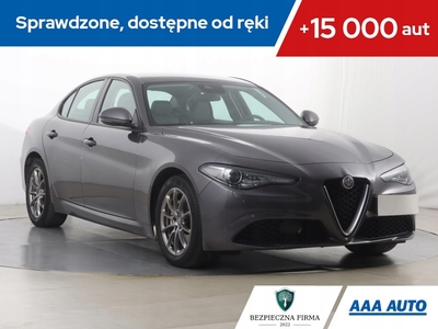 Alfa Romeo Giulia II Sedan 2.0 Turbo 200KM 2018