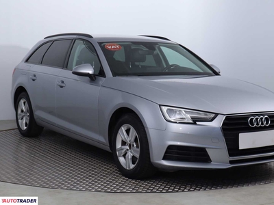 Audi A4 2.0 134 KM 2016r. (Piaseczno)