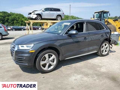 Audi Q5 2.0 benzyna 2020r. (WINDSOR)