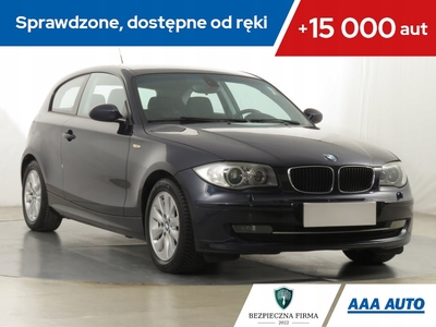 BMW Seria 1 E81/E87 Hatchback 5d E87 1.6 116i 122KM 2008