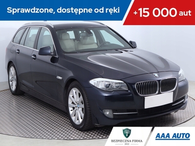 BMW Seria 5 F10-F11 Touring 525d 218KM 2011