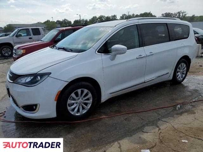 Chrysler Pacifica 3.0 benzyna 2019r. (LOUISVILLE)