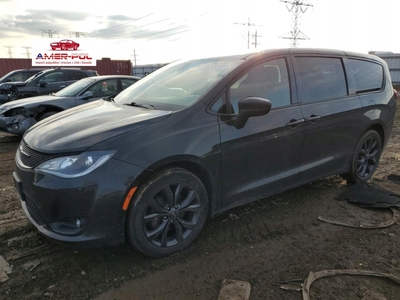 Chrysler Pacifica II 2020