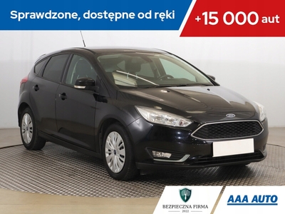 Ford Focus III Hatchback 5d facelifting 1.0 EcoBoost 100KM 2015