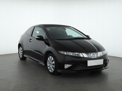 Honda Civic VIII , Klimatronic, Tempomat, Parktronic, Podgrzewane siedzienia