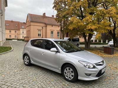 Hyundai i30 I Hatchback Facelifting 1.6 CRDi 115KM 2010