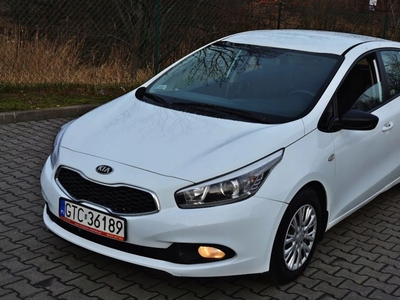 Kia Ceed II Hatchback 5d 1.4 DOHC 100KM 2012