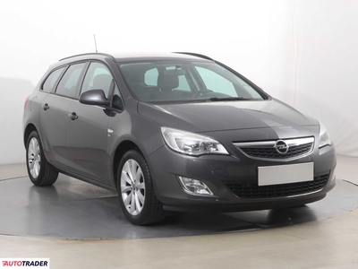 Opel Astra 1.4 138 KM 2012r. (Piaseczno)