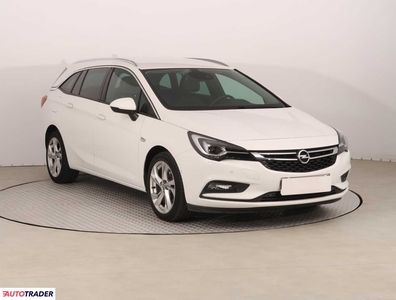 Opel Astra 1.4 147 KM 2017r. (Piaseczno)