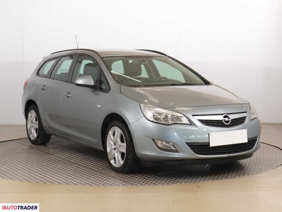 Opel Astra 1.4 99 KM 2012r. (Piaseczno)