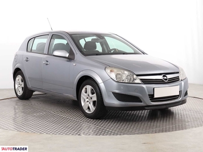 Opel Astra 1.6 113 KM 2009r. (Piaseczno)