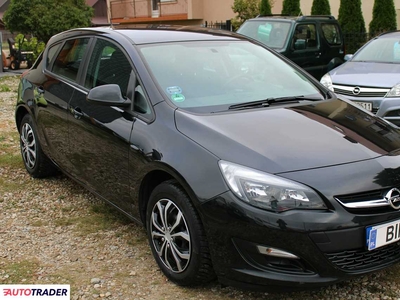 Opel Astra 1.6 benzyna 115 KM 2015r. (Harklowa)