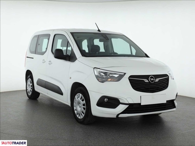 Opel Combo 1.5 128 KM 2021r. (Piaseczno)