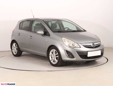 Opel Corsa 1.4 99 KM 2012r. (Piaseczno)