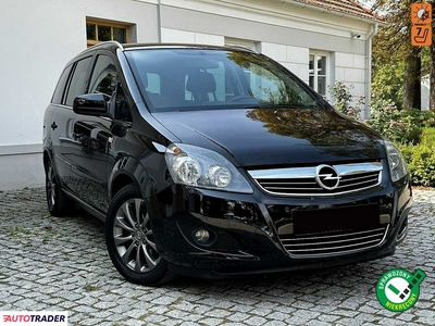 Opel Zafira 1.8 benzyna 140 KM 2011r. (Kutno)