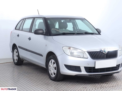 Skoda Fabia 1.4 84 KM 2012r. (Piaseczno)