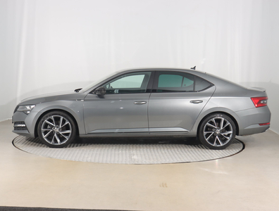 Skoda Superb 2023 2.0 TDI 10301km Hatchback