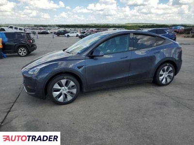 Tesla Model Y benzyna 2023r. (GRAND PRAIRIE)