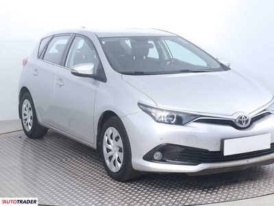 Toyota Auris 1.6 130 KM 2015r. (Piaseczno)