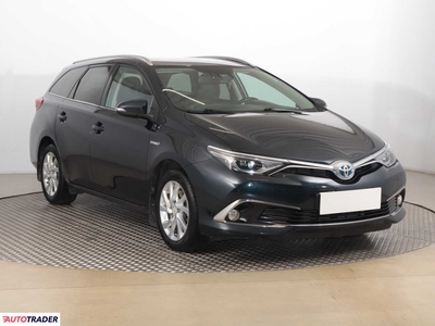 Toyota Auris 1.8 134 KM 2015r. (Piaseczno)