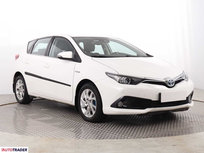 Toyota Auris 1.8 134 KM 2016r. (Piaseczno)