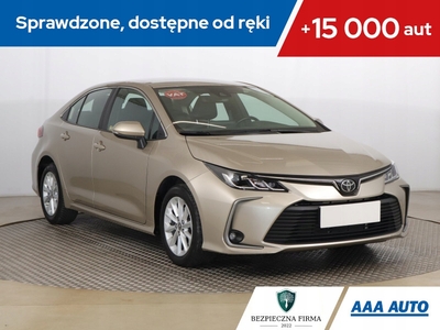 Toyota Corolla XII Sedan 1.5 VVT-i 125KM 2022