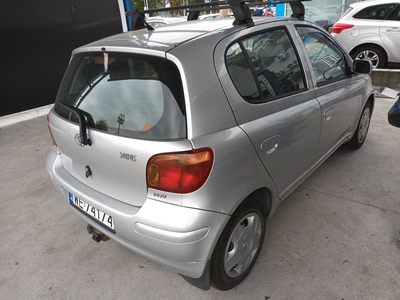 Toyota Yaris 2003 1.3 100593km Hatchback