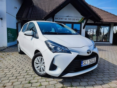 Toyota Yaris III Hatchback 5d Facelifting 2017 1.0 VVT-i 72KM 2020