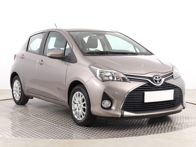 Toyota Yaris III , Salon Polska, Klima, Parktronic