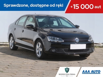 Volkswagen Jetta VI Sedan 1.2 TSI 105KM 2013