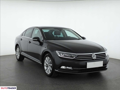 Volkswagen Passat 1.8 177 KM 2017r. (Piaseczno)