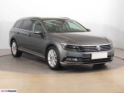 Volkswagen Passat 2.0 147 KM 2017r. (Piaseczno)