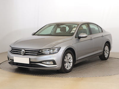 Volkswagen Passat 2020 1.5 TSI 143101km Sedan