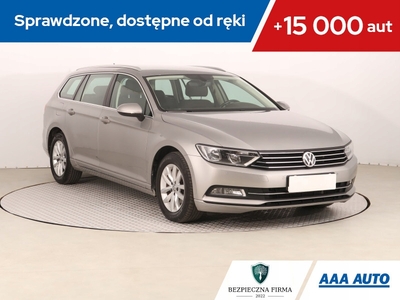 Volkswagen Passat B8 Variant 1.6 TDI BlueMotion Technology 120KM 2016