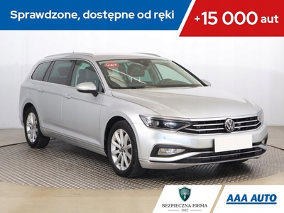 Volkswagen Passat B8 Variant Facelifting 2.0 TDI SCR 150KM 2020