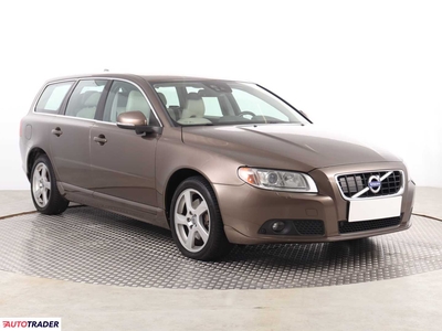 Volvo V70 2.0 160 KM 2013r. (Piaseczno)