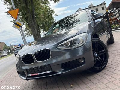 BMW Seria 1 118i Sport Line