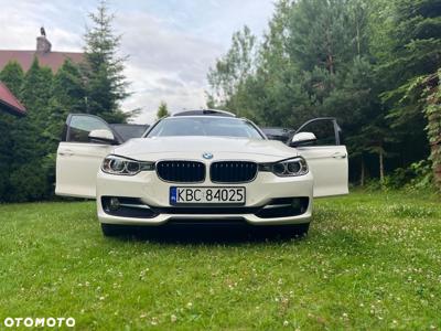 BMW Seria 3 316d DPF Touring Edition Sport