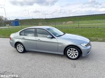 BMW Seria 3 318d