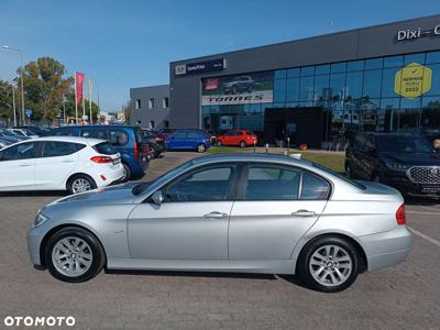 BMW Seria 3 318d