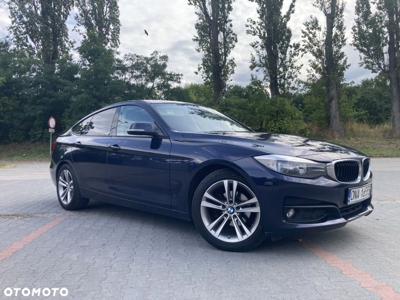 BMW Seria 3 318d Advantage