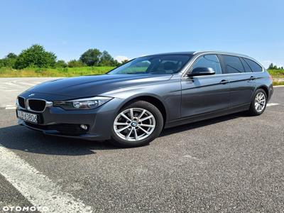 BMW Seria 3 318d Touring