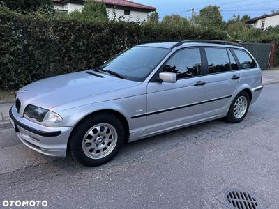 BMW Seria 3 318i