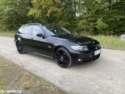 BMW Seria 3 318i Touring