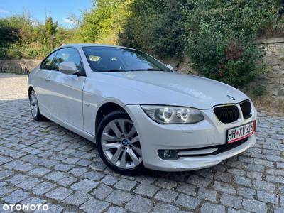 BMW Seria 3 320d xDrive Coupe Edition Exclusive