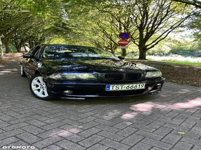 BMW Seria 3 320i