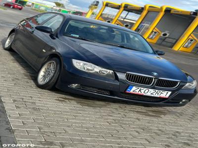 BMW Seria 3 320i