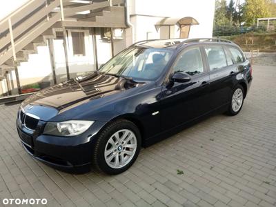 BMW Seria 3 320i