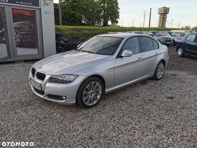 BMW Seria 3 320i