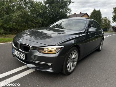 BMW Seria 3 320i xDrive